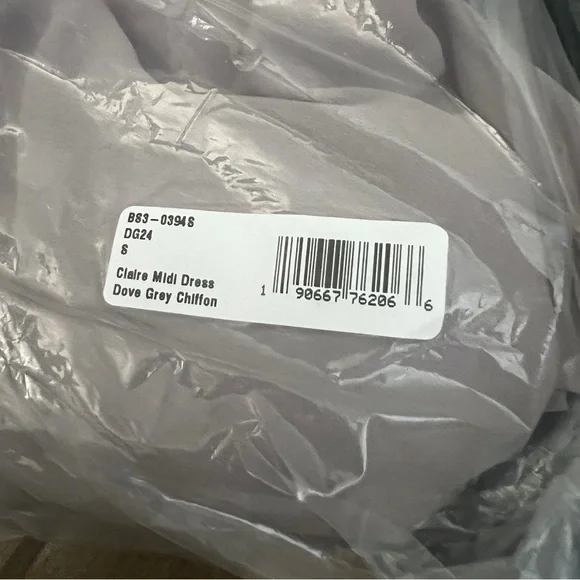 Show Me Your Mumu NWT Claire Chiffon Midi Dress in Dove Gray SIZE SMALL - Picture 7 of 7